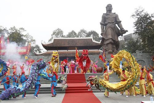 Góc nhìn 365: Sắc mới của hội Xuân