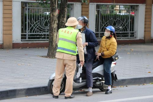 Xử phạt hơn 489 trường hợp vi phạm an toàn giao thông trong dịp Tết