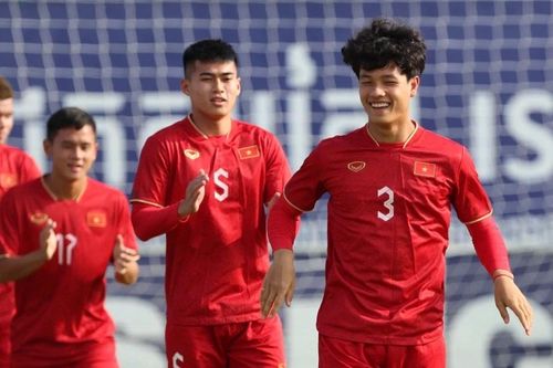 Báo Thái chỉ ra 4 sao Việt kiều có thể dự SEA Games