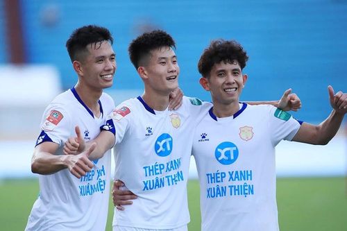 CLB Thép xanh Nam Định 'chơi lớn' ở trận đại chiến Hà Nội