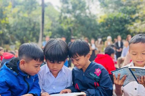 Giúp học sinh nhanh chóng bắt nhịp nền nếp học tập sau nghỉ Tết