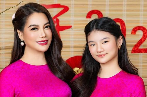 Diễn viên Trương Ngọc Ánh được khen 'như hai chị em' bên con gái