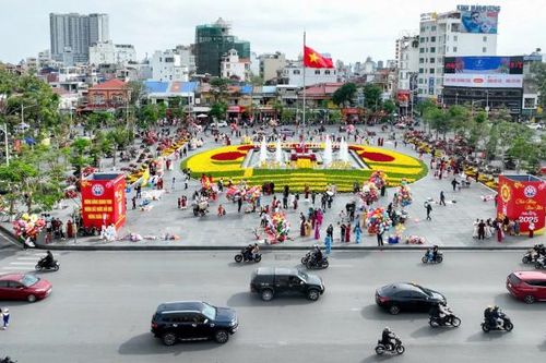 Khách du lịch đến Bắc Ninh, Hải Phòng tăng cao trong dịp nghỉ Tết Ất Tỵ