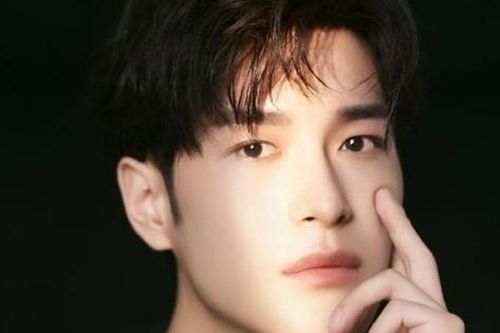 Nam diễn viên Lương Hựu Thành qua đời ở tuổi 27