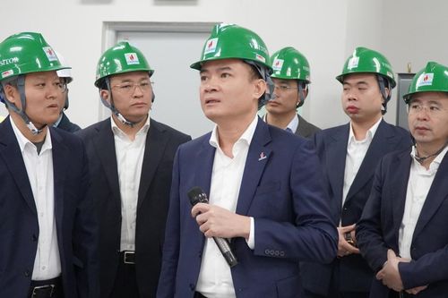 Tổng Giám đốc Petrovietnam Lê Ngọc Sơn kiểm tra hoạt động tại NMNĐ Thái Bình 2