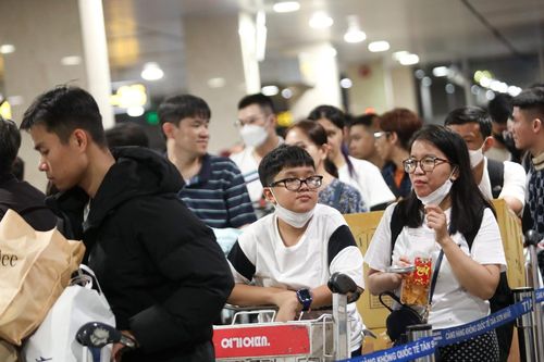 Nghỉ 9 ngày liên tiếp: Giảm áp lực đi lại, đón Tết thảnh thơi vui vẻ