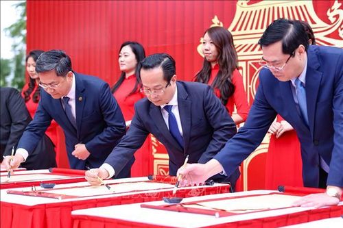 Họp mặt truyền thống, đề cao sự học và chủ nghĩa yêu nước