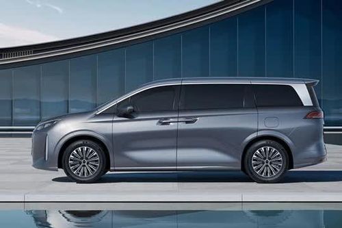 Xe MPV 'đắt hàng như tôm tươi' nhờ công suất 428 mã lực, siêu tiết kiệm xăng, nội thất sang chảnh, giá 'hạt dẻ'