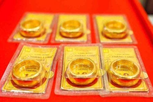 Ngân hàng Nhà nước chỉ ổn định thị trường vàng chứ không can thiệp vào giá vàng trong nước