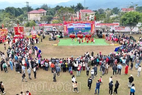 Sôi nổi hoạt động mừng Đảng, mừng Xuân tại các địa phương