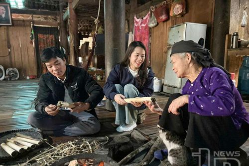 Nhớ vị cơm lam, nhớ núi rừng