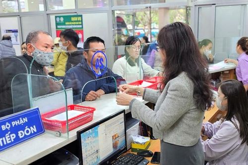 Khám bệnh đầu năm, chăm lo sức khỏe