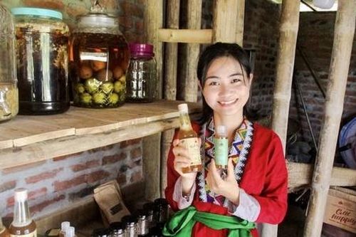9X xứ Thanh biến đồi hoang thành vườn bản Thổ vạn người mê