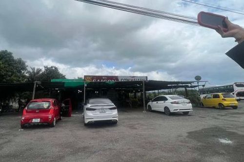 Một quán ăn phía Nam chân đèo Rọ Tượng bị tố 'chặt chém'