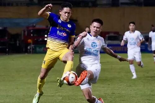 CLB Hà Nội tổn thất lực lượng nghiêm trọng