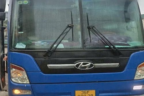 Chở khách quá 16 người, xe khách bị phạt 40 triệu đồng