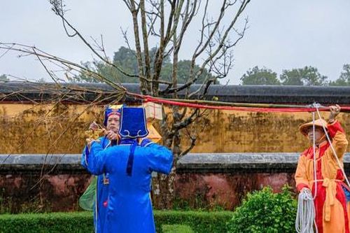 Trang trọng lễ hạ nêu trong Hoàng cung Huế