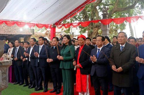 Sơn Tây tổ chức lễ tưởng niệm Bố Cái Đại Vương Phùng Hưng
