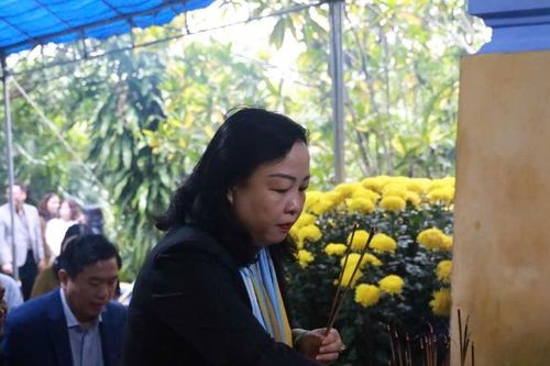 Phú Yên tổ chức dâng hương, mở nước phục vụ sản xuất vụ đông xuân tại đập Đồng Cam