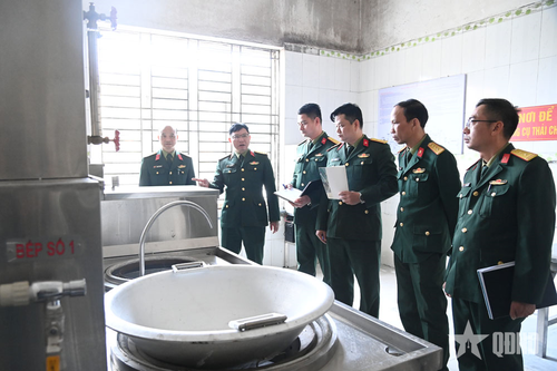Bộ CHQS tỉnh Quảng Ninh kiểm tra công tác chuẩn bị huấn luyện và đón nhận chiến sĩ mới năm 2025