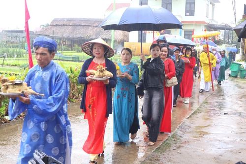 Sôi nổi lễ hội Cầu Bông ở làng du lịch tốt nhất thế giới