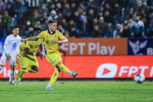Thép xanh Nam Định hạ đẹp Hà Nội FC trên sân Thiên Trường