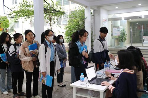 Khi nào Đại học Quốc gia Hà Nội mở cổng đăng kí thi đánh giá năng lực?