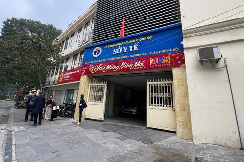 Khởi tố cán bộ của Sở Y tế Hà Nội