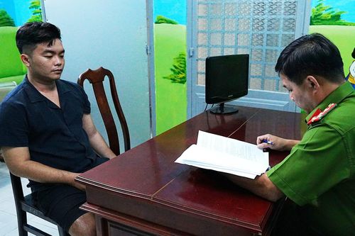 Bắt 2 thanh niên sát hại dã man người chuyển giới, cướp tiền vàng