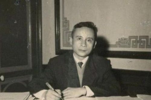 Người Việt Nam đầu tiên trở thành GS Toán học từ 1 trường ĐH Châu Âu: Học nhanh gấp 5 lần người thường