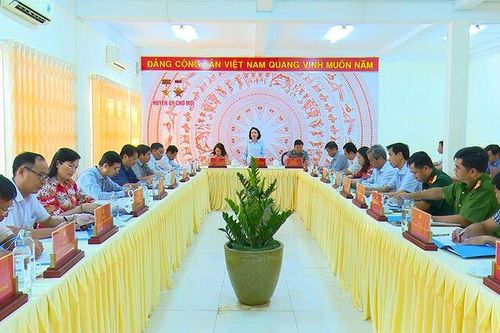 Chợ Mới họp báo đánh giá tình hình Tết Nguyên đán Ất Tỵ 2025