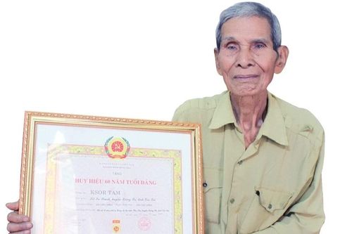 Vẹn nguyên lời thề với Đảng