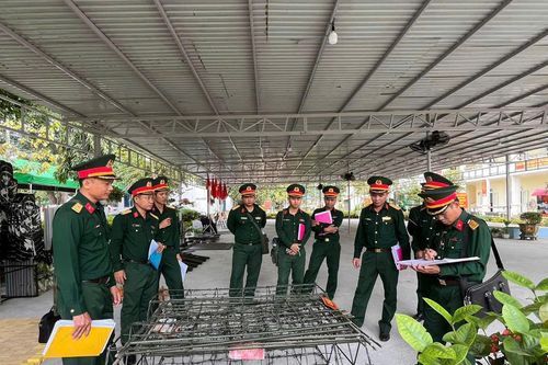 Bộ Chỉ huy Quân sự tỉnh Khánh Hòa kiểm tra toàn diện tại Trung đoàn Bộ binh 974