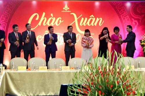 Vinataba: Kỷ niệm 95 năm thành lập Đảng Cộng sản Việt Nam và khai xuân năm Ất Tỵ 2025