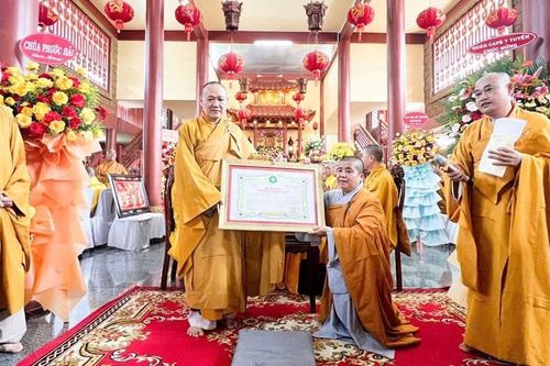 An Giang: Sư cô Thích nữ Nguyên Chi được bổ nhiệm làm trụ trì chùa Phước Lâm