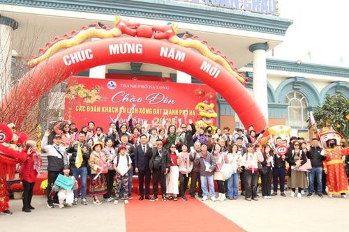 Quảng Ninh: Đứng thứ 3 trong 8 tỉnh thành có doanh thu du lịch nghìn tỷ dịp Tết Nguyên đán Ất Tỵ