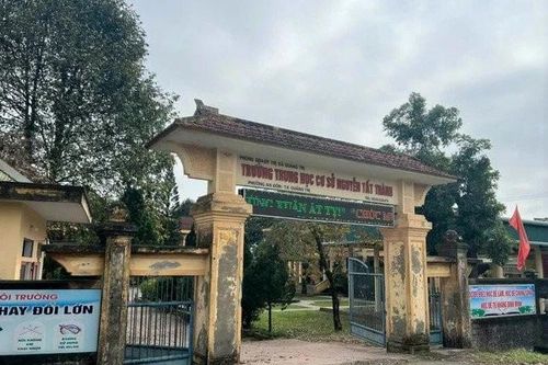 Cảnh giác tình trạng người lạ đến trường dụ dỗ đón học sinh