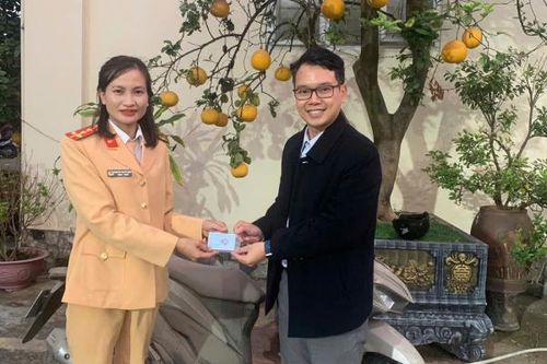 Rà soát hồ sơ, CSGT phát hiện xe trộm cắp trả lại người bị mất