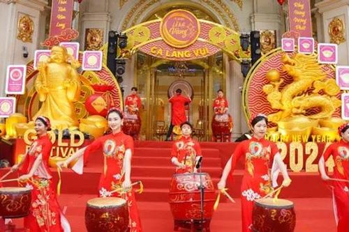 Nhộn nhịp Lễ hội vàng DOJI