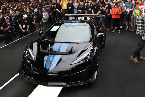 Chiếc Chevrolet Corvette Zr1 được đấu giá 92 tỷ đồng