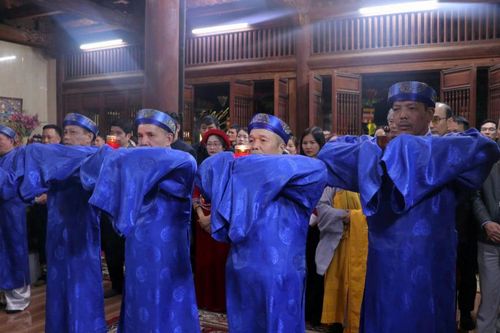 Khai hội Chùa Đống Lân