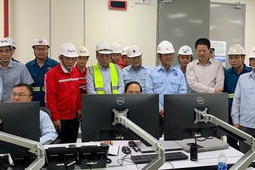 Hòa đồng bộ lưới điện quốc gia nhà máy điện Nhơn Trạch 3