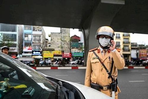 Triển khai nhiều chuyên đề duy trì trật tự an toàn giao thông
