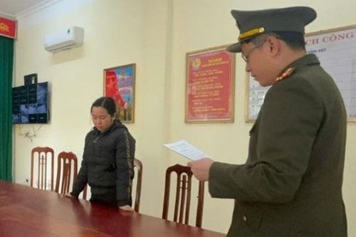 Làm giả giấy ra viện giúp khách hàng hưởng tiền bảo hiểm