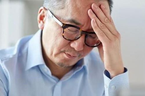 Người ngoài 50 tuổi có 6 dấu hiệu này là khởi đầu 'một quãng đời vất vả', muốn cuối đời an yên thì tránh càng sớm càng tốt