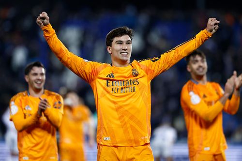 Tiền đạo sinh năm 2004 sắm vai người hùng của Real Madrid