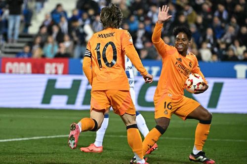 Modric và Endrick cùng lập kỷ lục