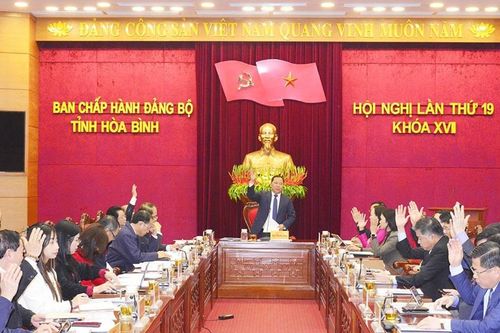 Hòa Bình: sắp xếp tổ chức bộ máy trong hệ thống chính trị
