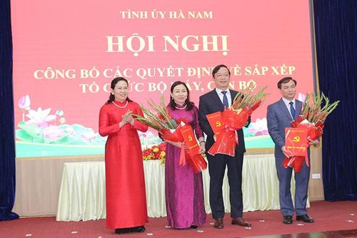 Tỉnh ủy Hà Nam công bố quyết định về sắp xếp tổ chức bộ máy, cán bộ