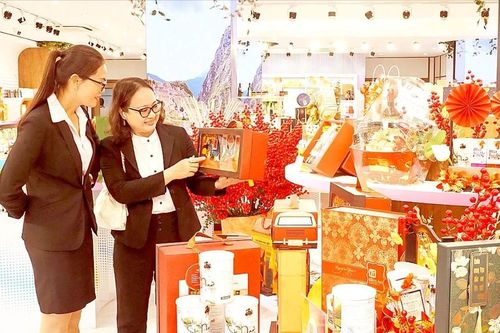 Các nhà bán lẻ Việt Nam củng cố thị phần